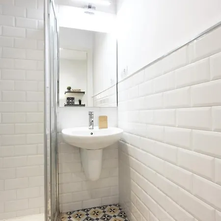 Two Bedroom Flat Born Barcelona